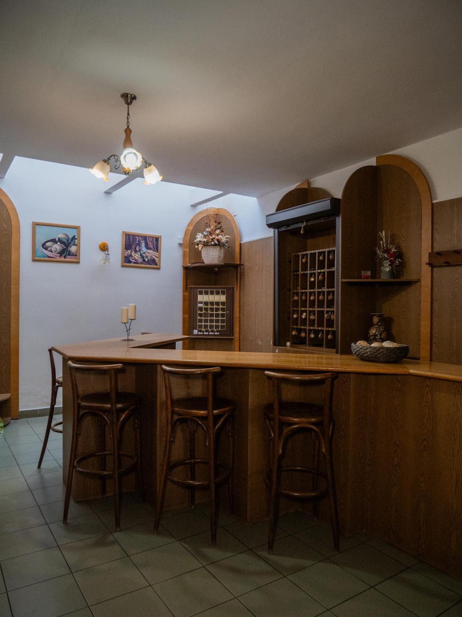 Hotel Club Vranovská Ves Esterno foto