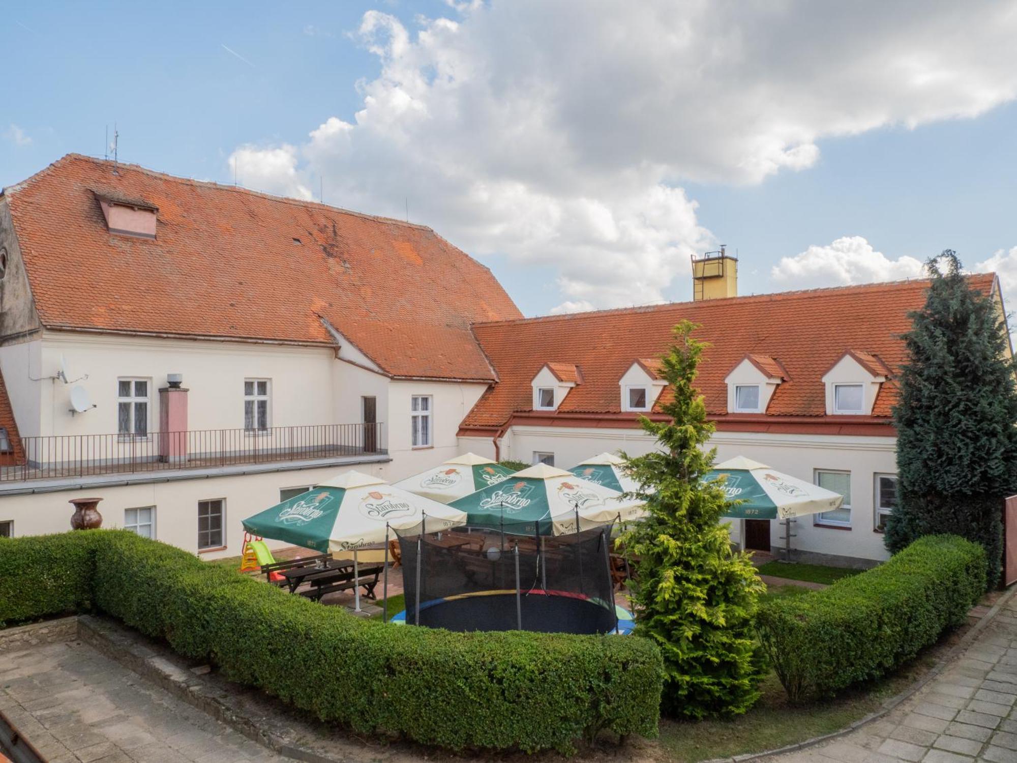 Hotel Club Vranovská Ves Esterno foto