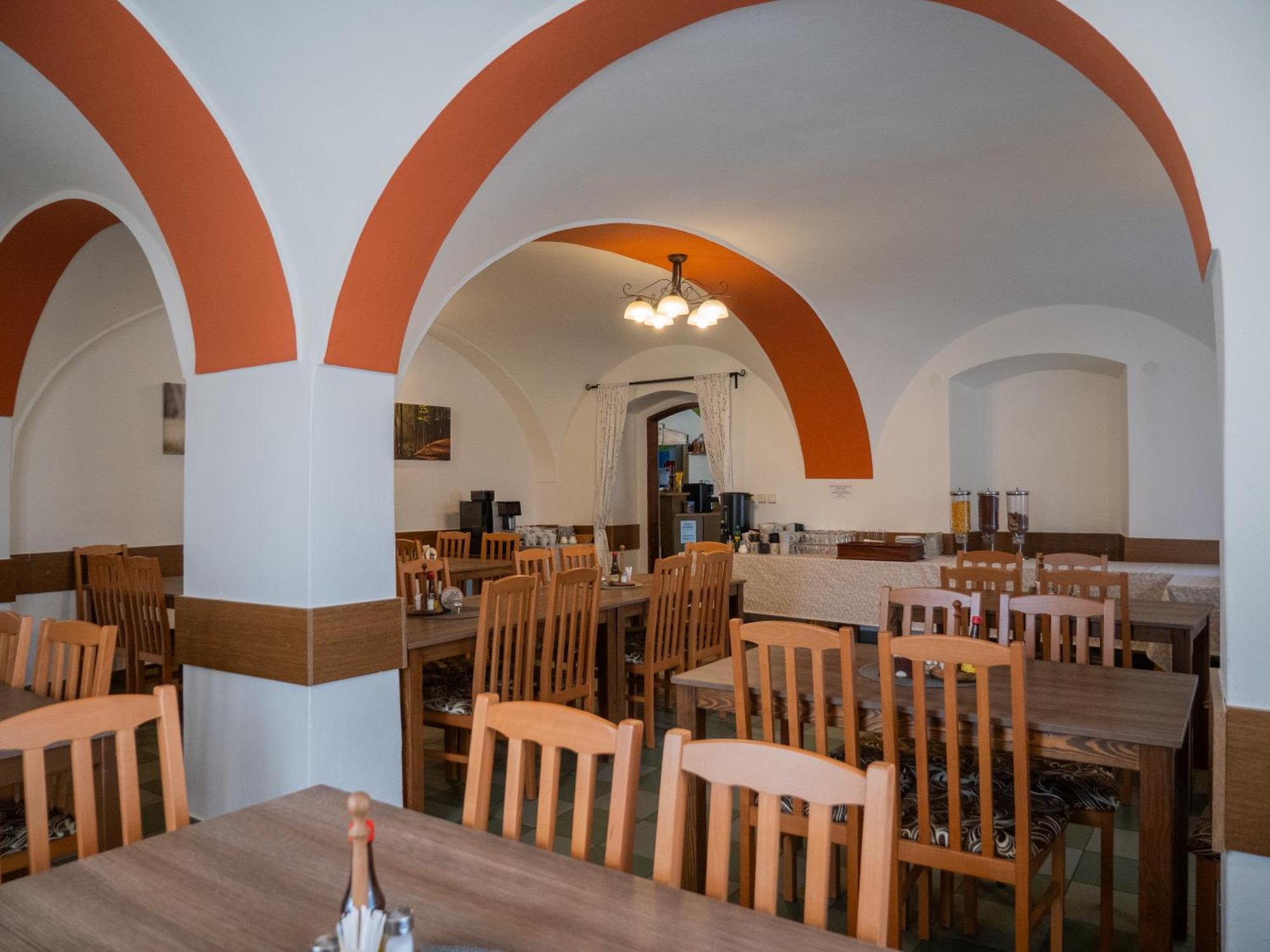 Hotel Club Vranovská Ves Esterno foto
