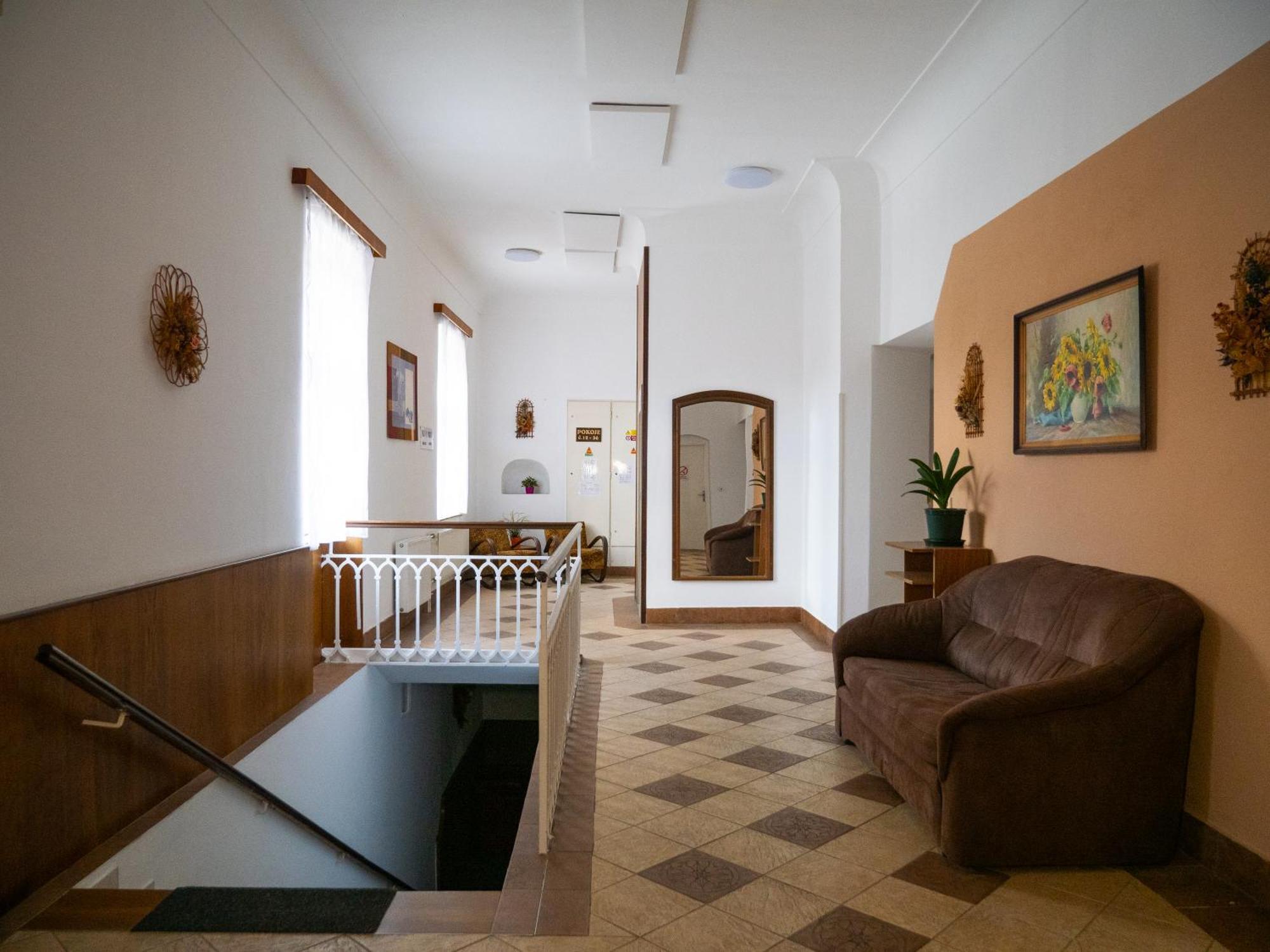 Hotel Club Vranovská Ves Esterno foto