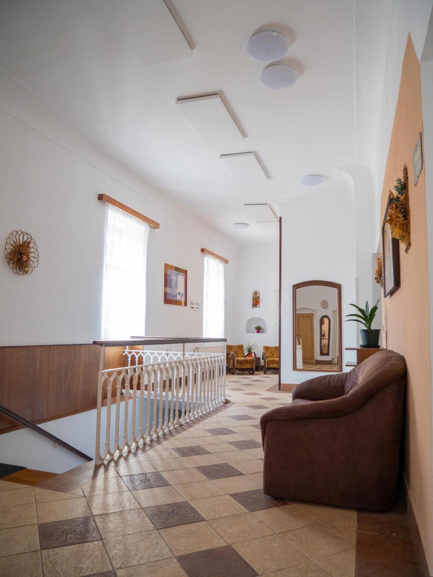 Hotel Club Vranovská Ves Esterno foto