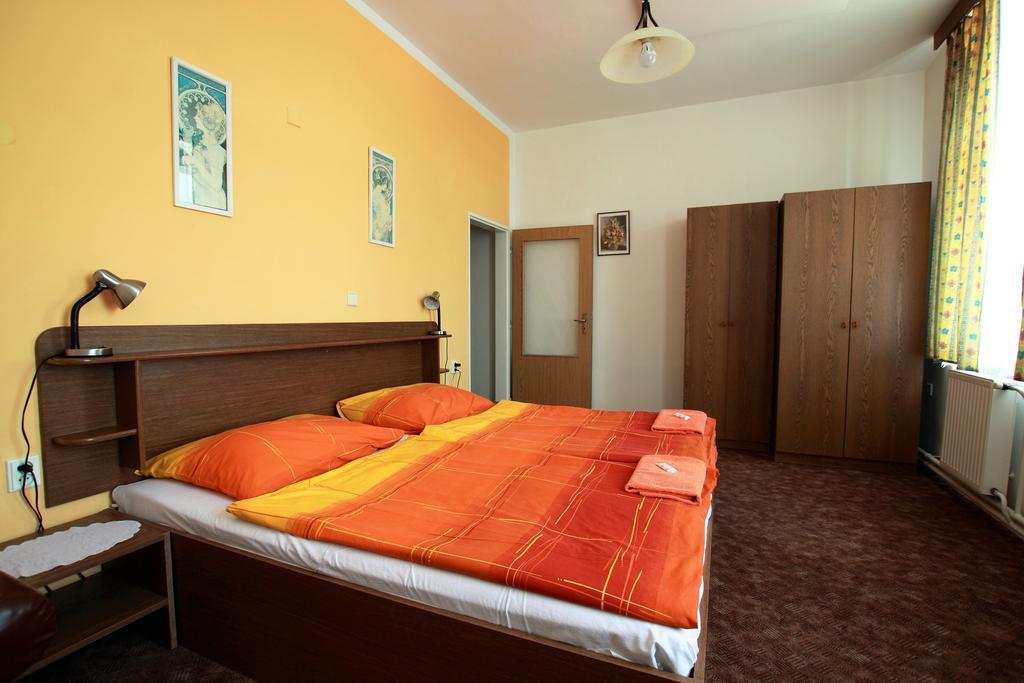 Hotel Club Vranovská Ves Esterno foto