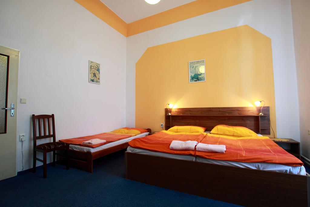 Hotel Club Vranovská Ves Esterno foto